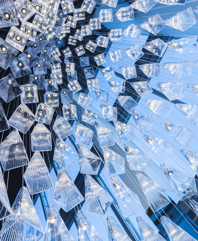 croppedimage680825-15-Lee-Broom-The-Tree-of-Glass-at-aqua-shard-Photo-Credit-David-Cleveland