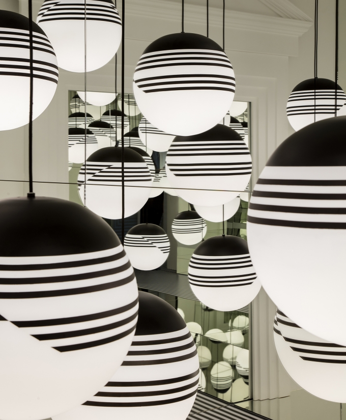 croppedimage680825-Lee-Broom-Opticality-for-LDF-2016-photo-credit-Luke-Hayes-13