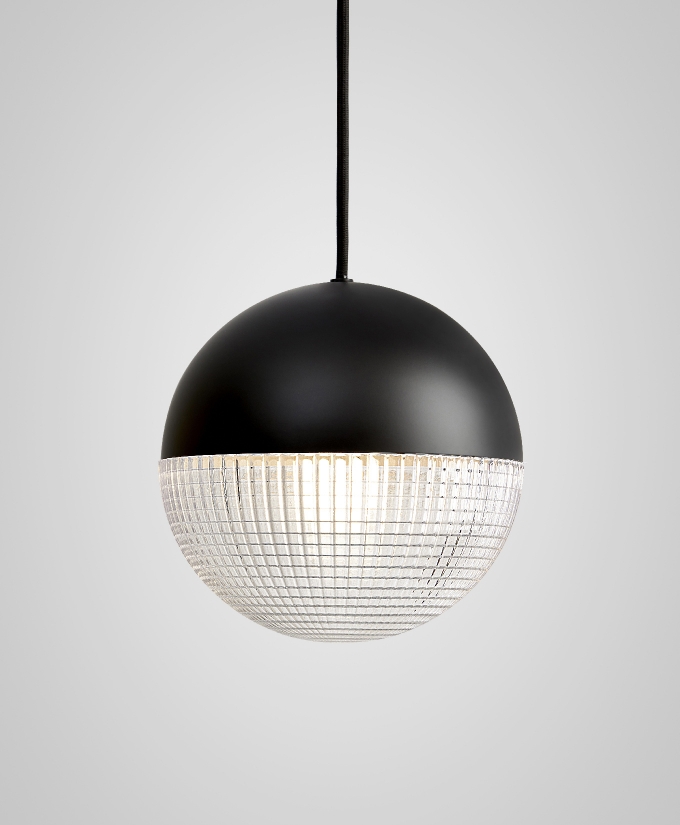 croppedimage680825-P-LLF-Pendant-Black2